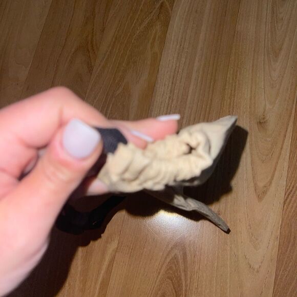 Brown and Black Small Gucci Dustbag Brown and Black Small Gucci Dustbag - Picture 5 of 8